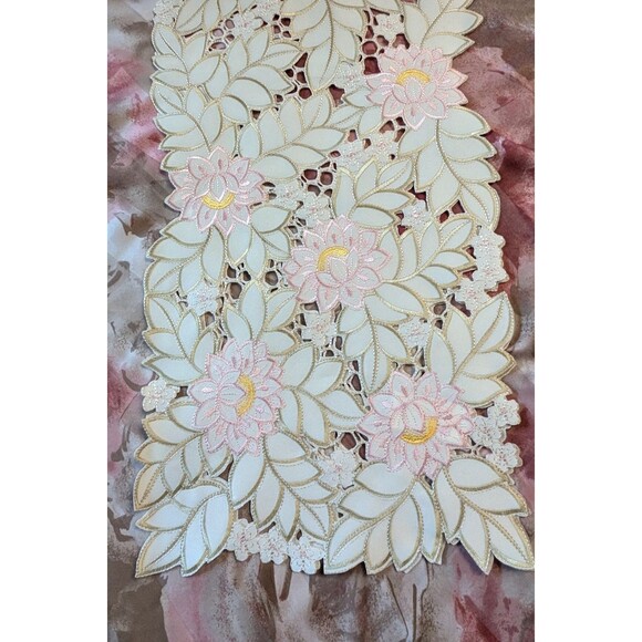 Bella Lux Cut Table Runner Embroidered Pink Floral Cream Tan 13 x 68-inch Gift - Picture 3 of 9